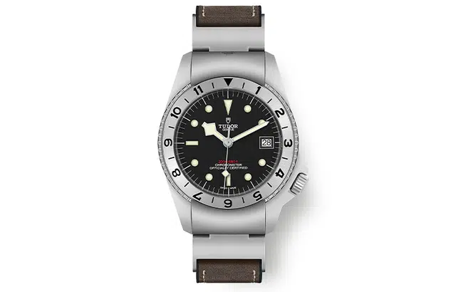 TUDOR 42mm M70150-0001