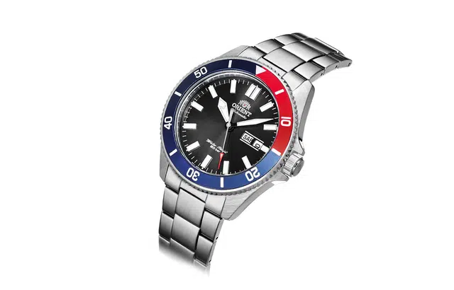 ORIENT 200 44mm RA-AA0912B19B
