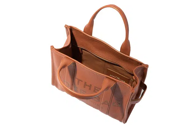 MARC JACOBS The Traveler Tote