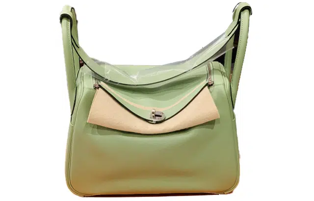 HERMES Lindy 26 Evercolor 3I Vert Criquet