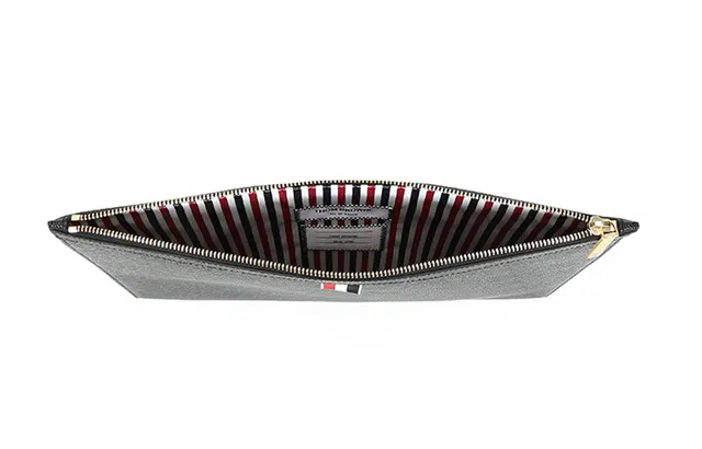 THOM BROWNE