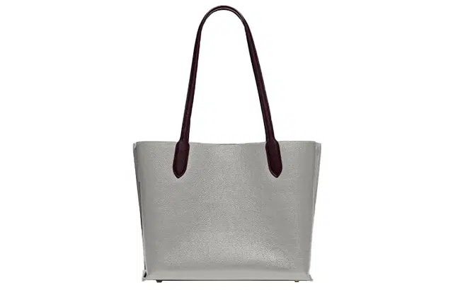 COACH Willow 28 Tote