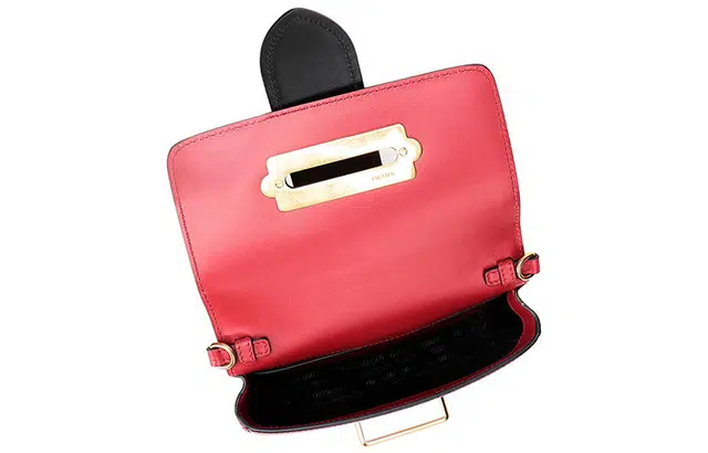 PRADA Cahier