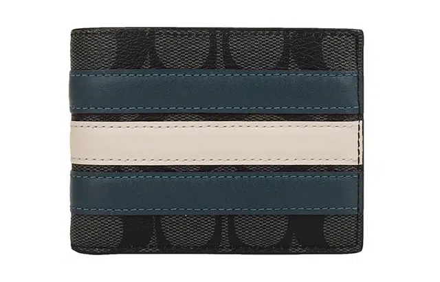 COACH Billfold Wallet 11