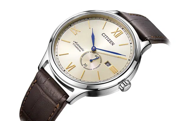 CITIZEN 42.4mm NJ0090-13P