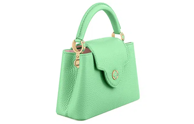 LOUIS VUITTON Capucines Taurillon