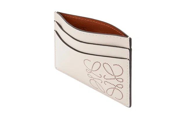 LOEWE Anagram Logo