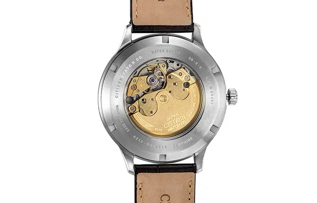 CITIZEN 42.4mm NJ0090-13P