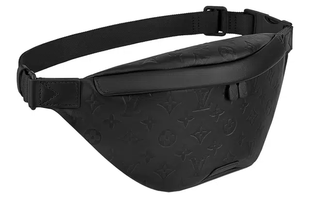 LOUIS VUITTON Discovery PM