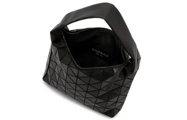 ISSEY MIYAKE Baguette