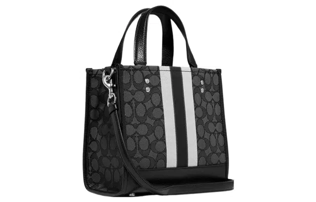 COACH Dempsey 22 Tote