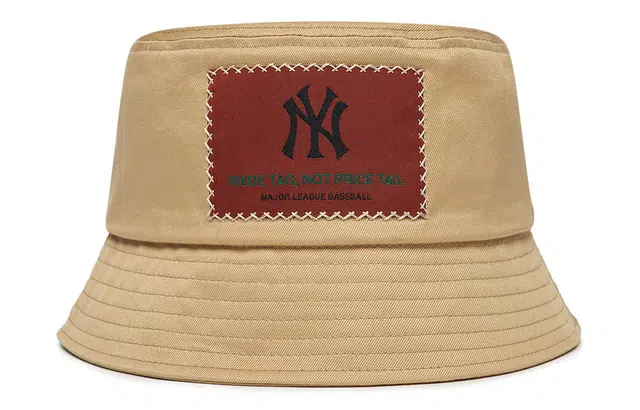 MLB Pride Tag