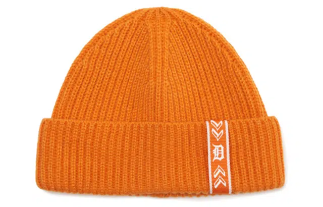 MLB