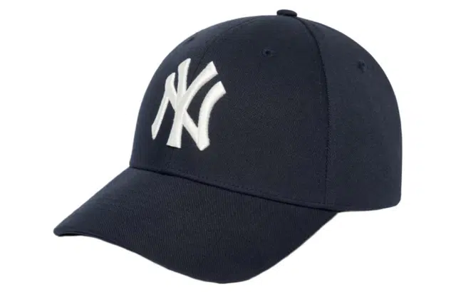 MLB Classic Embroidered Cap Navy