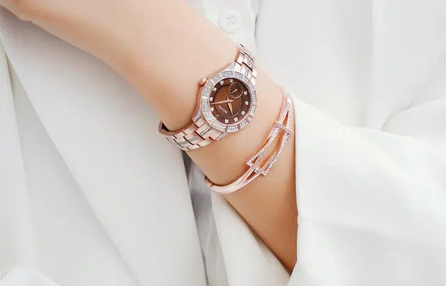 BULOVA 31mm 98L284