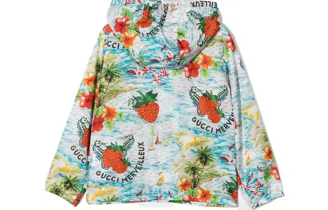 GUCCI SS22 StrawberryLogo