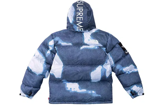 Supreme x THE NORTH FACE FW21 TNF Bleached Denim Print Nuptse Jacket