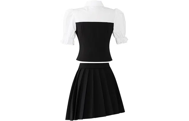 La lune Du ciel SS22