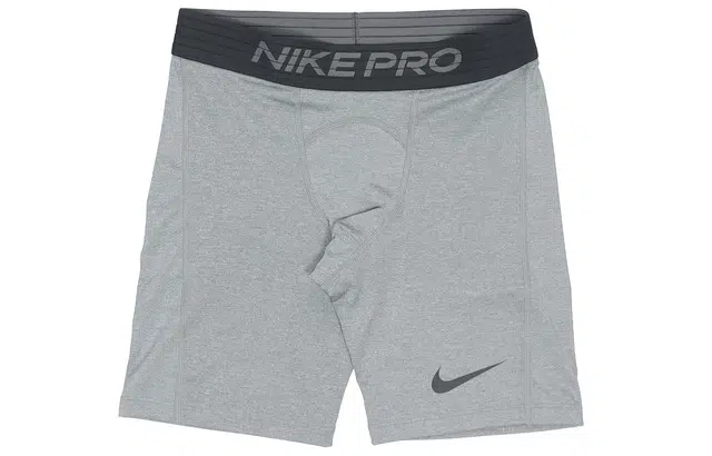 Nike Pro Metalliclogo