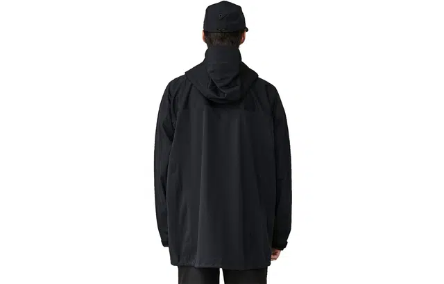 White Mountaineering