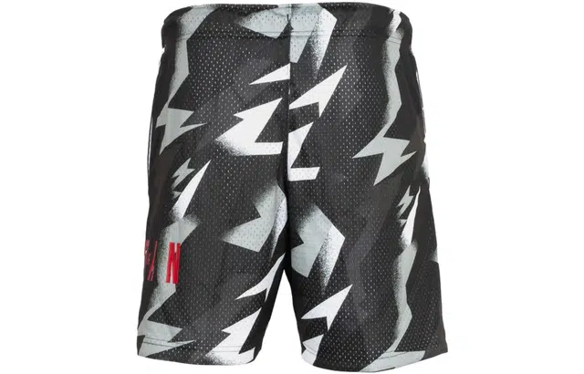 Quick Look At The Women s Air jordan 311832-010 gelekt 1 Mid Pomegranate