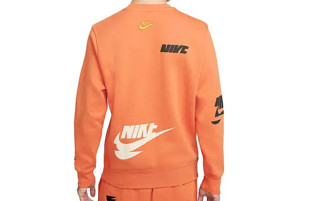Nike Sportswear Sport Essentials Logo