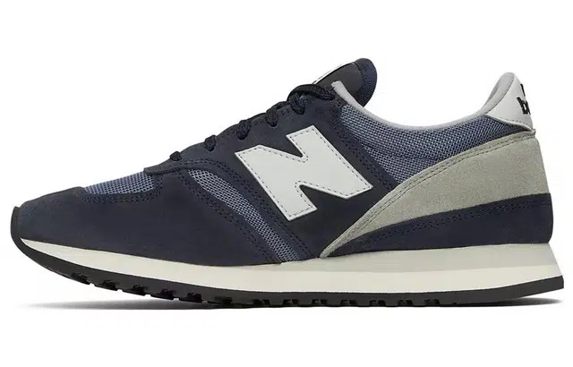 New Balance 730