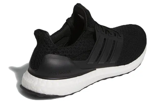 adidas Ultraboost 5.0