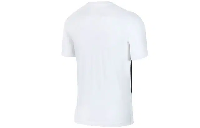 Nike BigSwoosh Logo T