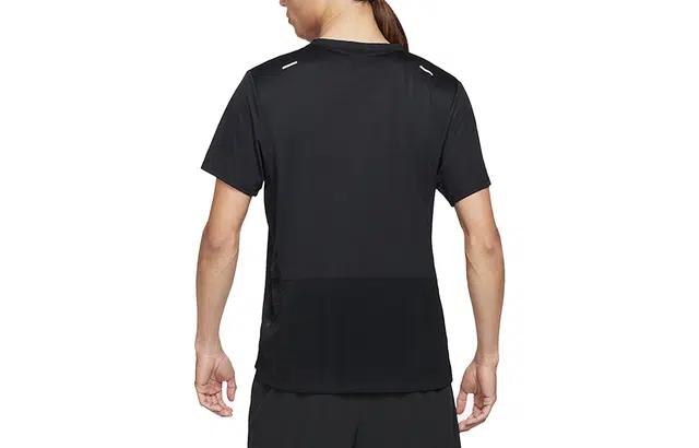 Nike T