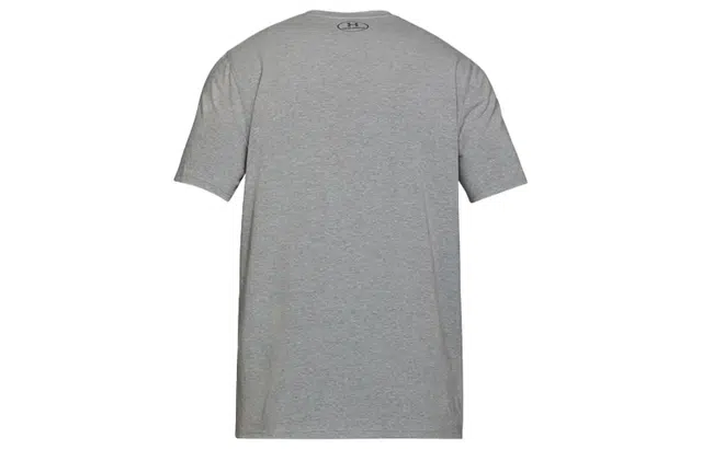 Under Armour T