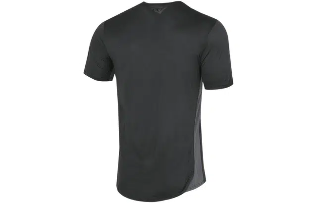 Under Armour logoT