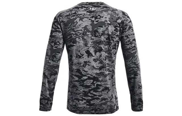Under Armour T