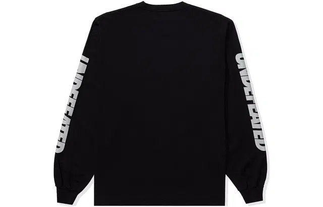 UNDEFEATED T