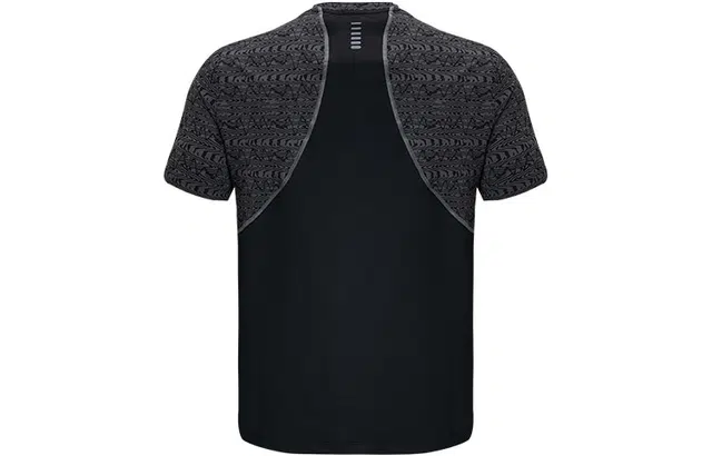 Under Armour T