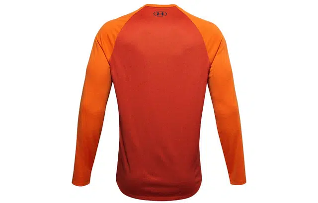 Under Armour T