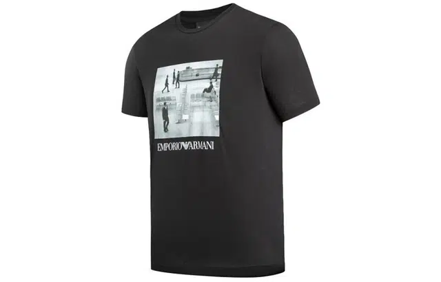 EMPORIO ARMANI SS21 T