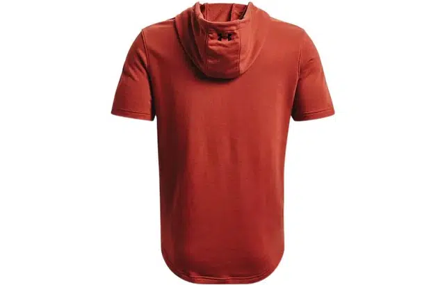 Under Armour T