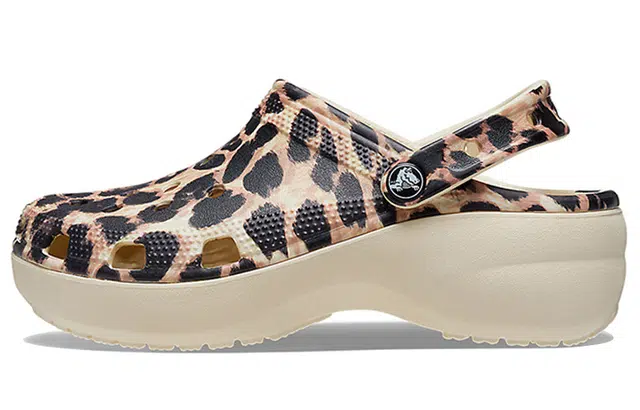 Crocs Classic Platform Leopard Brown