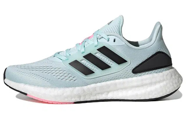 adidas Pure Boost 22