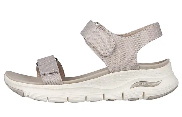 Skechers Arch Fit