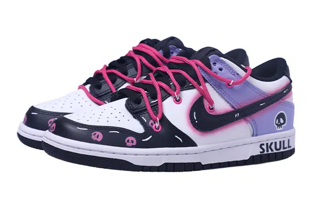 Nike Dunk Low OKHR GS