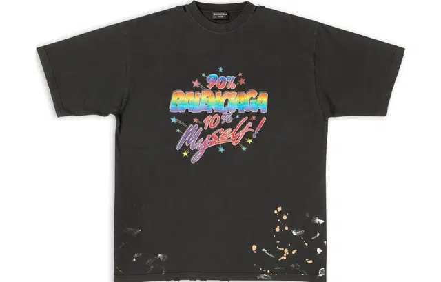 Balenciaga FW22 T