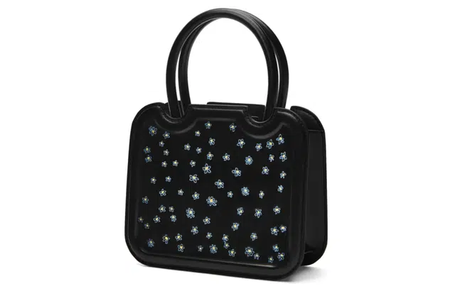 CHARLESKEITH xCOCO CAPITN