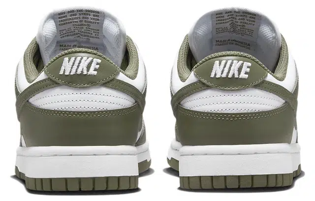 Nike Dunk Low "Medium Olive" Wmns