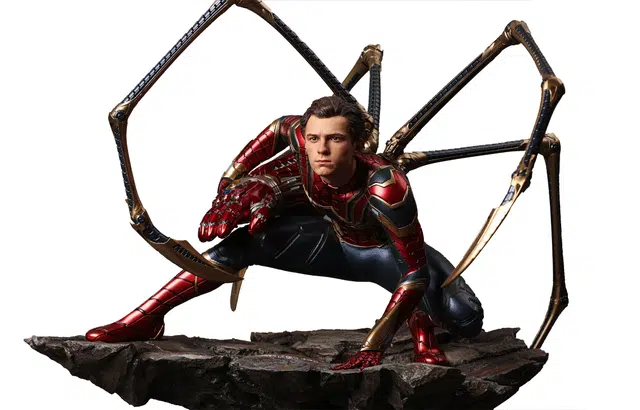 QueenStudios 14 51cm