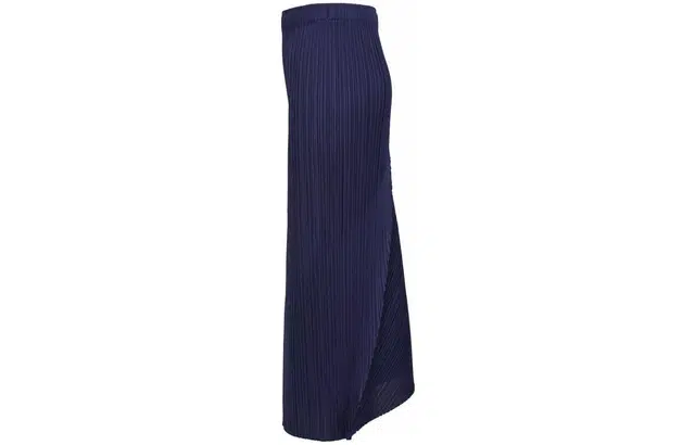 PLEATS PLEASE ISSEY MIYAKE FW22