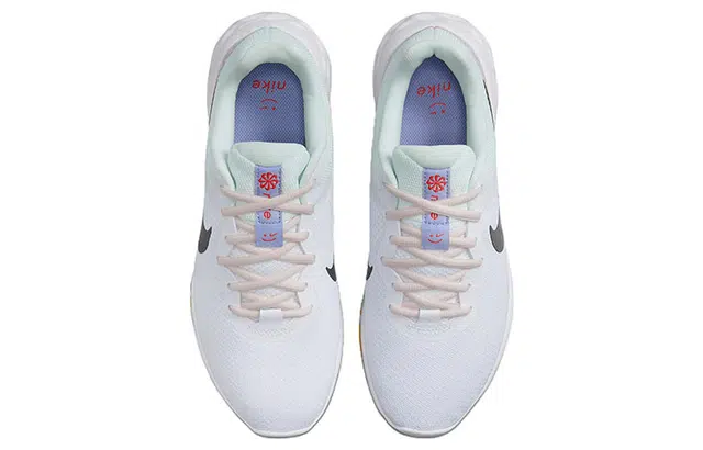 Nike REVOLUTION 6 Next Nature Premium