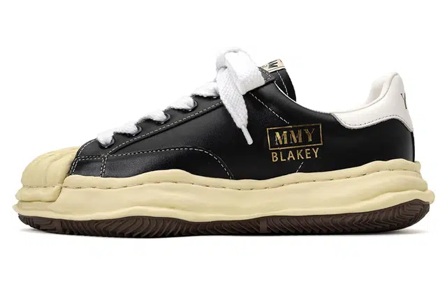 MIHARA YASUHIRO Blakey Black
