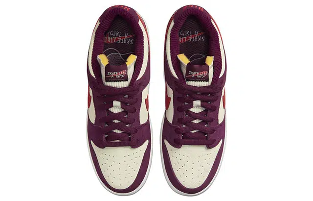 Skate Like a Girl x Nike Dunk SB qs